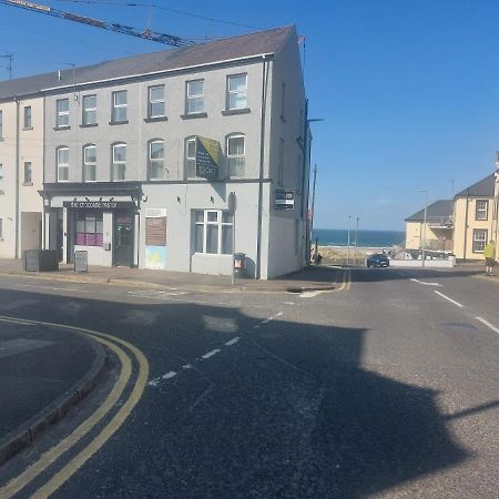 Marine Beach Escape Castlerock Beside Beach Golf Course And Pub 外观 照片