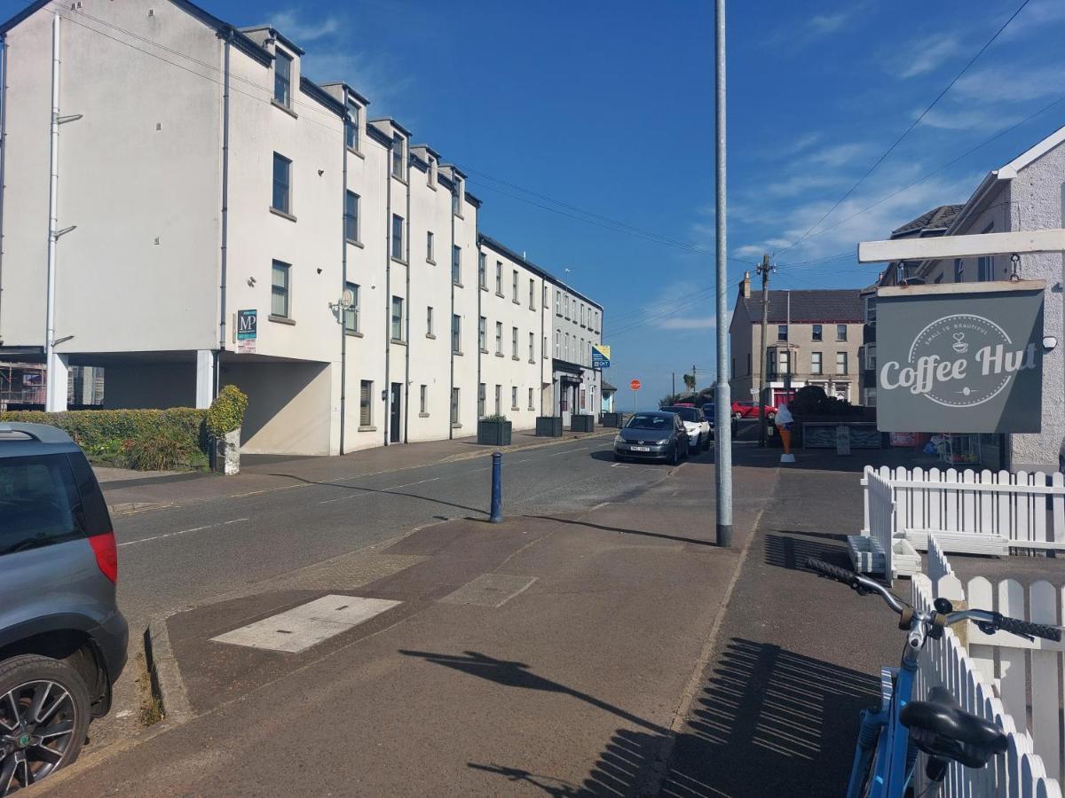 Marine Beach Escape Castlerock Beside Beach Golf Course And Pub 外观 照片